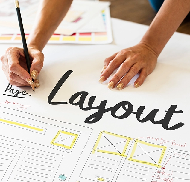 Satz & Layout Designerin beim entwerfen